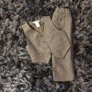 Janie and Jack Gray Suit